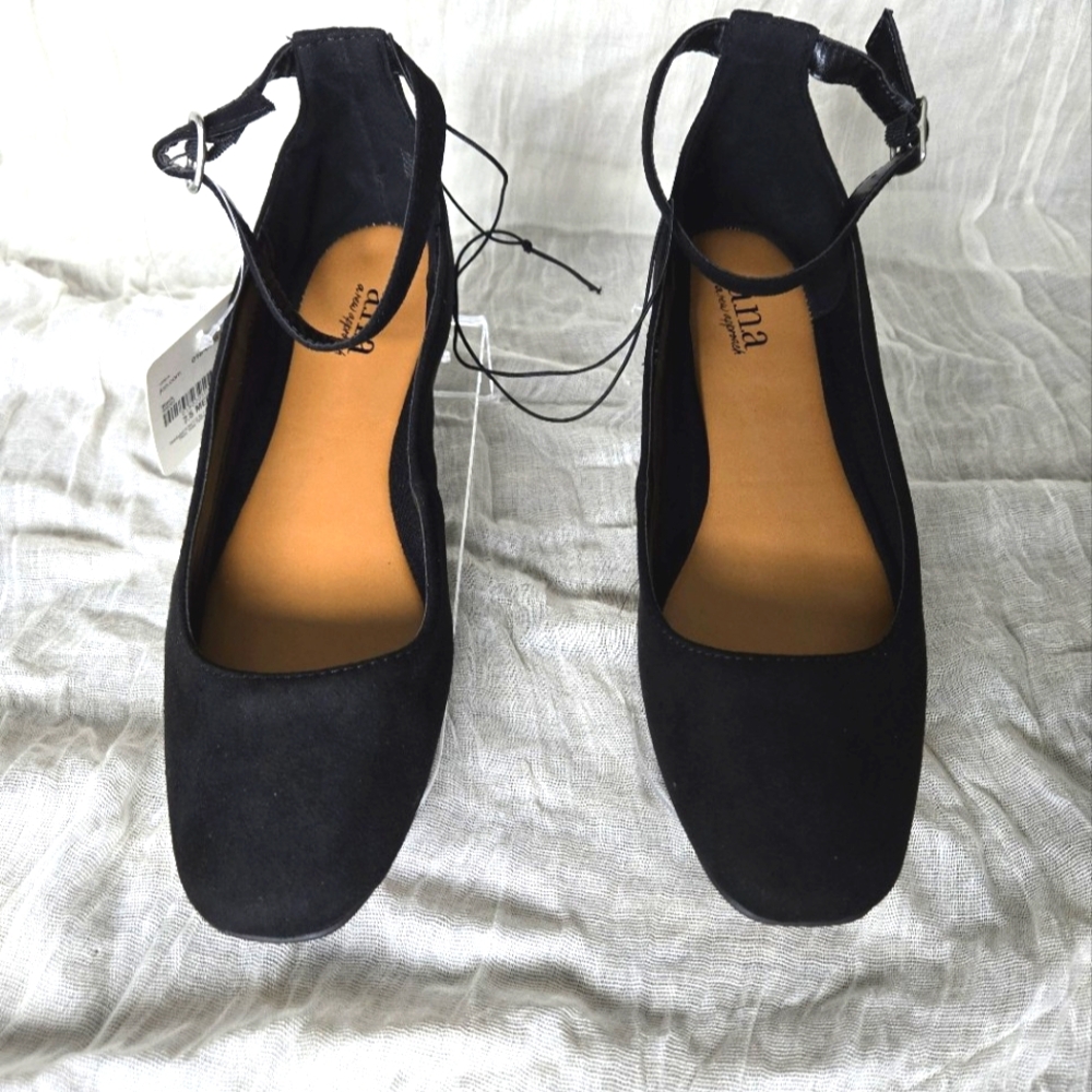 NEW A. N. A. Kearny Ballet Flats Black Faux Suede Ankle Strap w/ Buckle 7.5 NWT